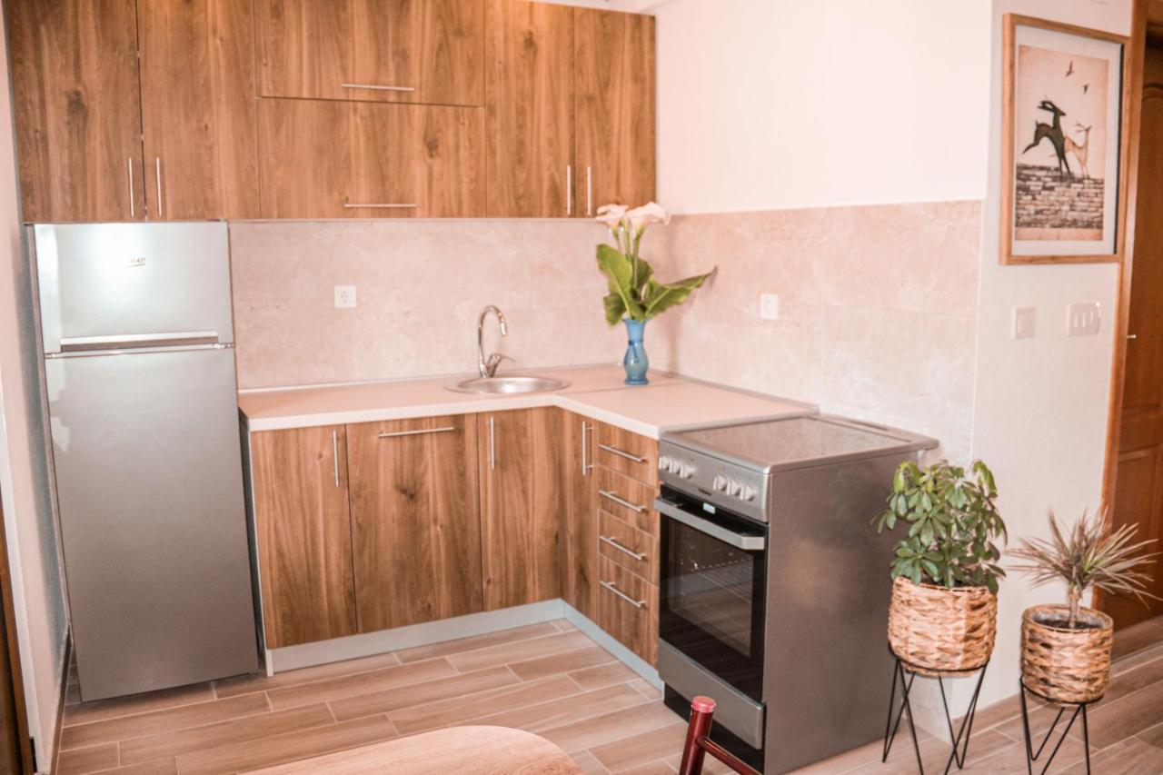 Apartmani Dumezic Bar Eksteriør bilde