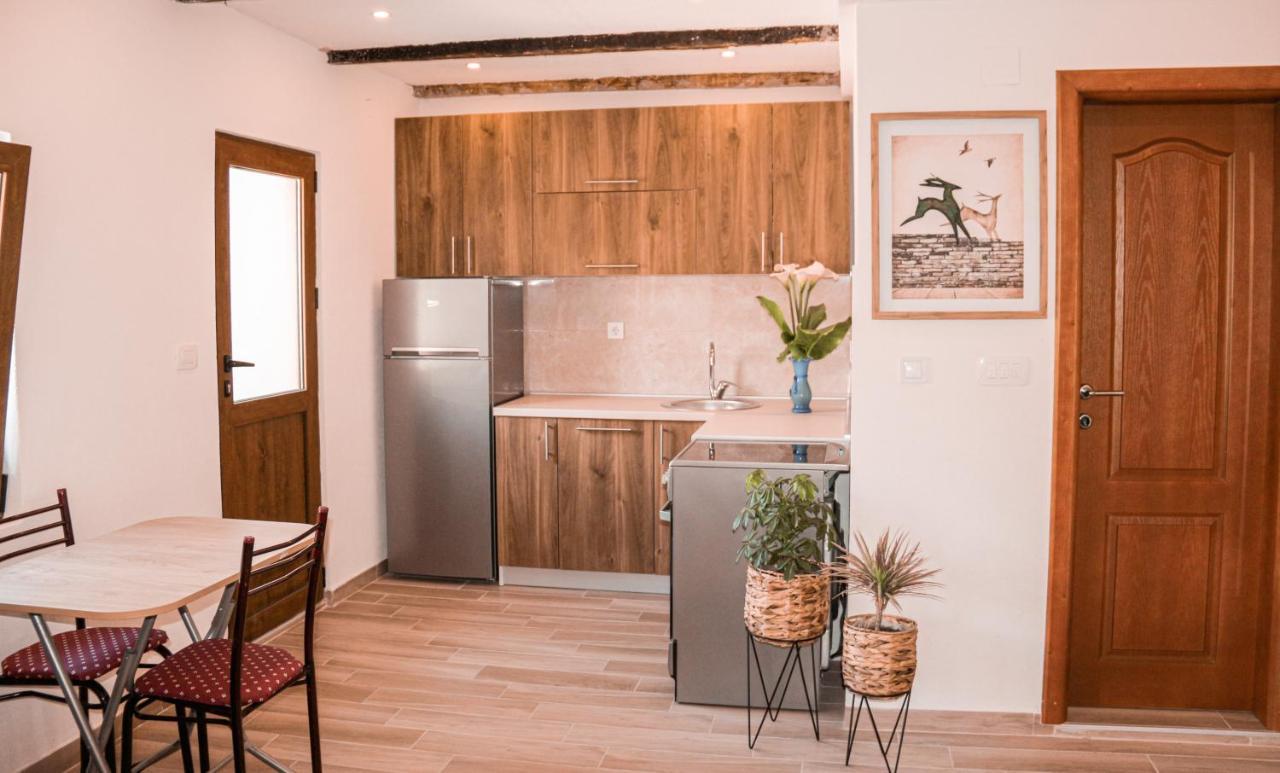 Apartmani Dumezic Bar Eksteriør bilde