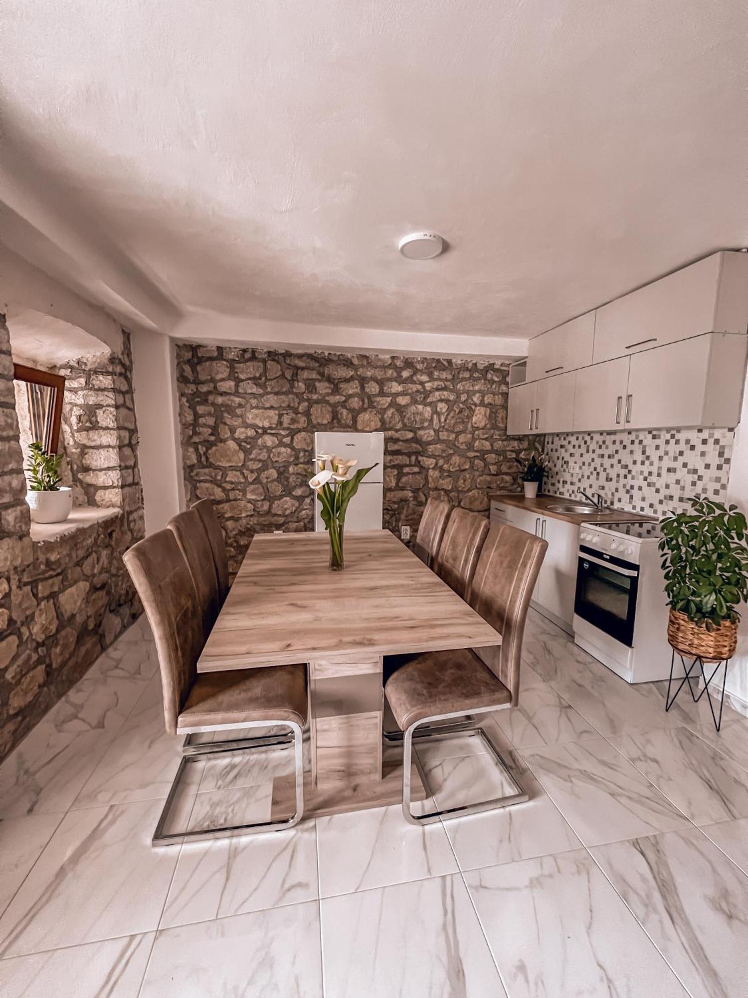 Apartmani Dumezic Bar Rom bilde